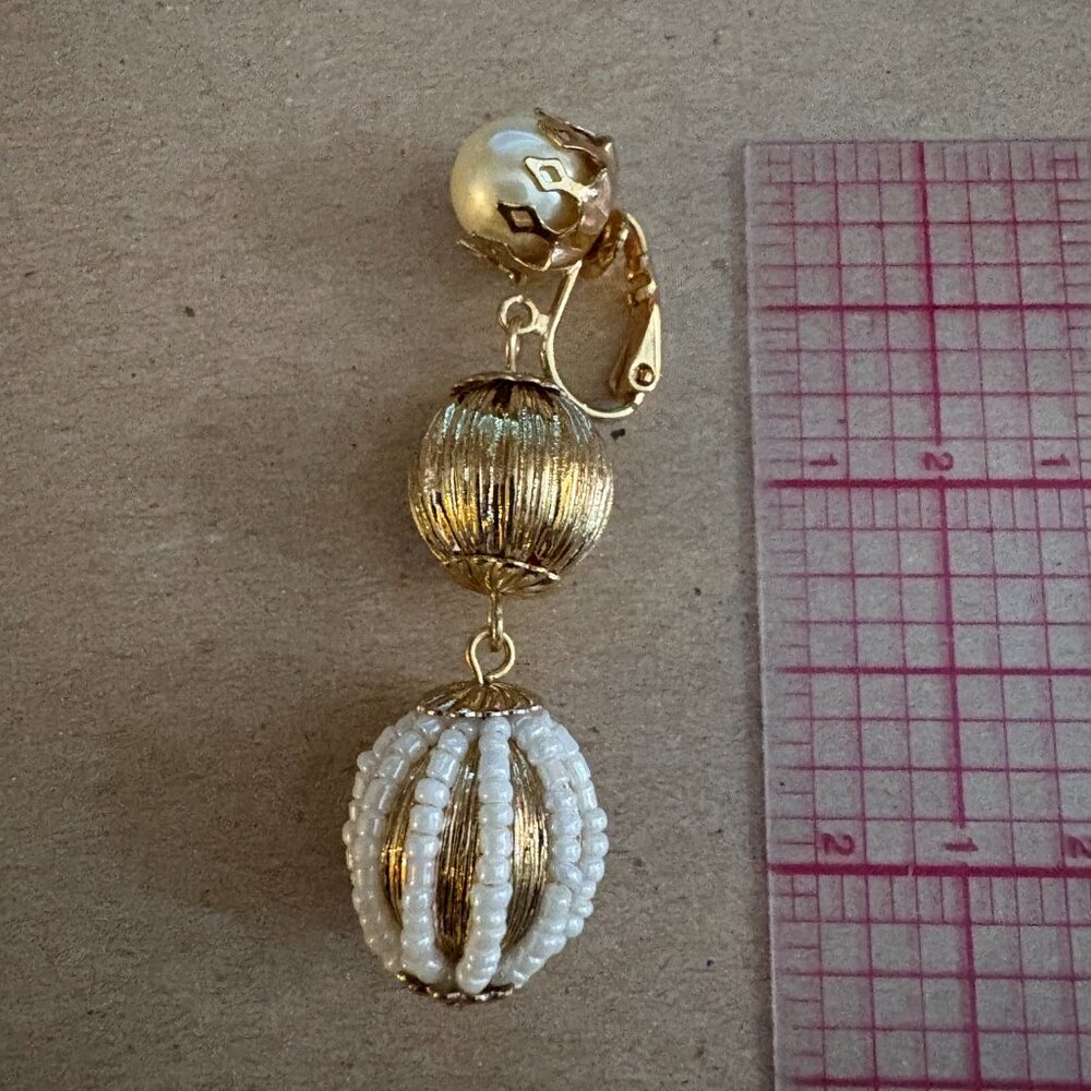 NWT Miriam Haskell Holiday Social triple ball pendant earrings - Picture 4 of 6